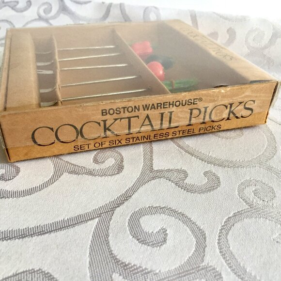 Crate and Barrel NEW Set Of 6 Vegetable Themed Cocktail Hors D'oeuvre Picks - Picture 9 of 12